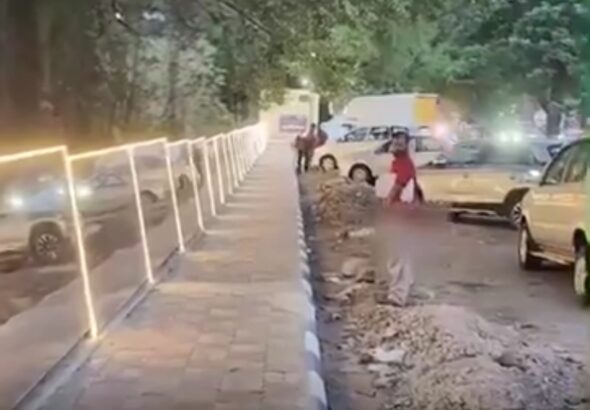 Mirrors Installed to Stop Public Urination in Mysuru, But Civic Sense Still Missing