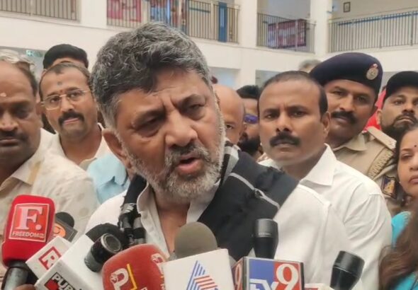 DK Shivakumar Hits Back at HD Kumaraswamy, Accuses His Family of Building Wealth Through Real Estate Deals