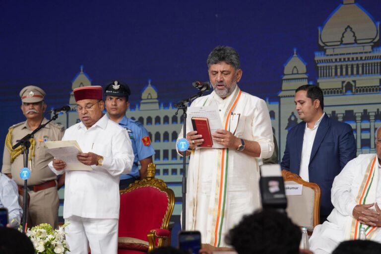 D.K. Shivakumar Takes Oath as Karnataka Chief Minister, 13 Ministers Sworn Into New Cabinet