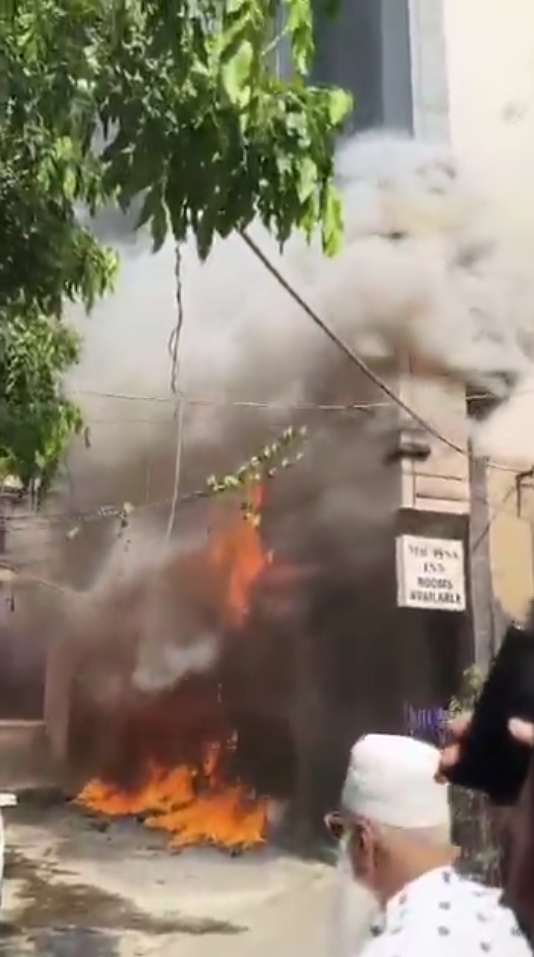 Malviya Nagar Hotel Fire Death Toll Rises to 21; Probe Focuses on Alleged Safety Violations and Unauthorized Expansion