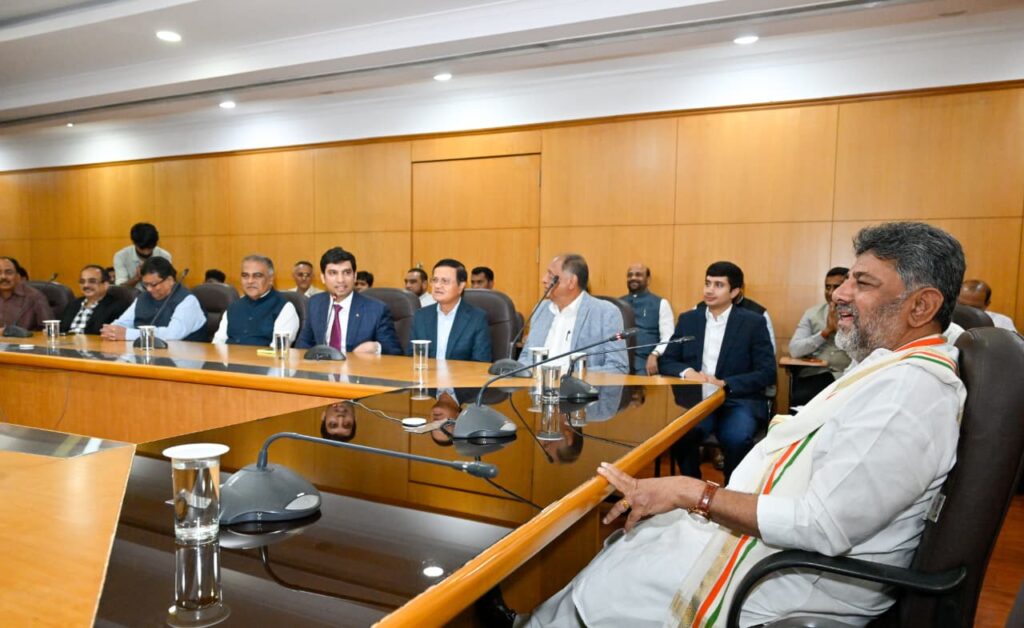 CREDAI Karnataka Delegation Meets CM D.K. Shivakumar, Congratulates Him on Assuming Office