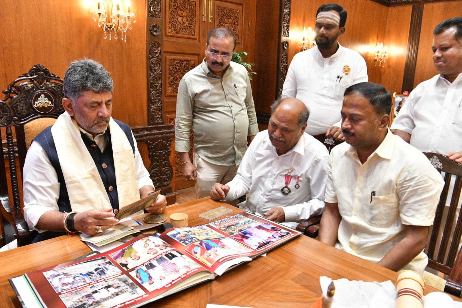 CM D.K. Shivakumar directs officials to find space for Ankegowda’s 20-lakh-book collection