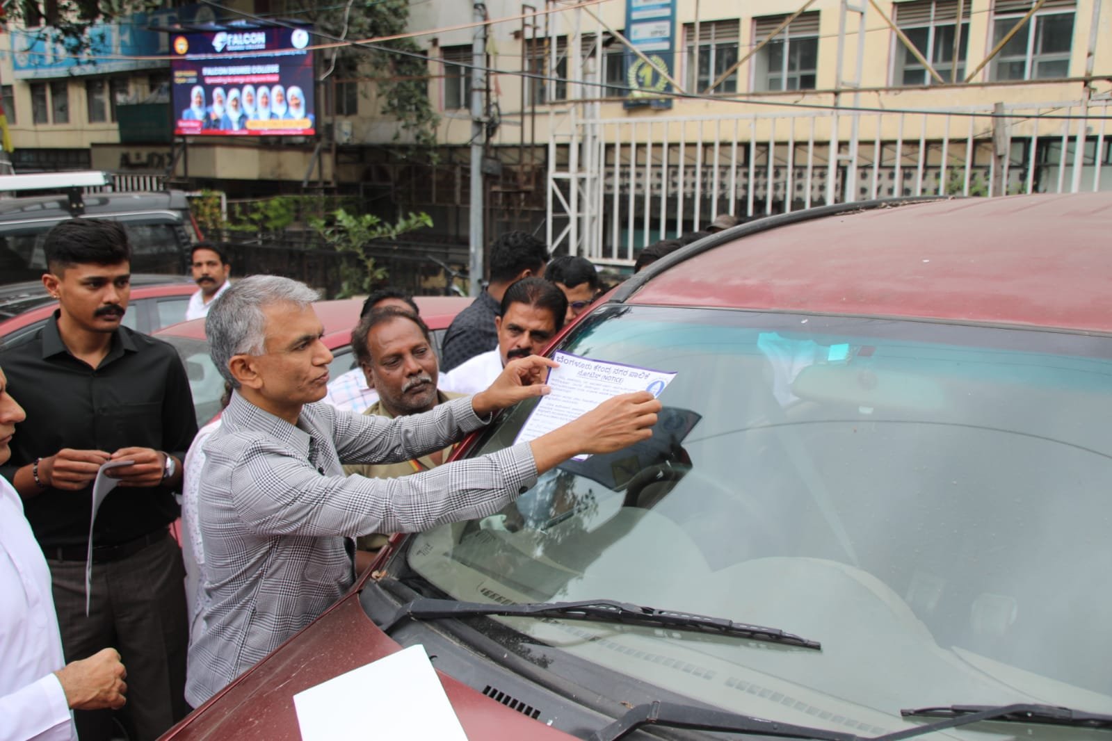 Bengaluru Launches Crackdown on Abandoned Vehicles; Owners Given One Week Before Towing and Auction