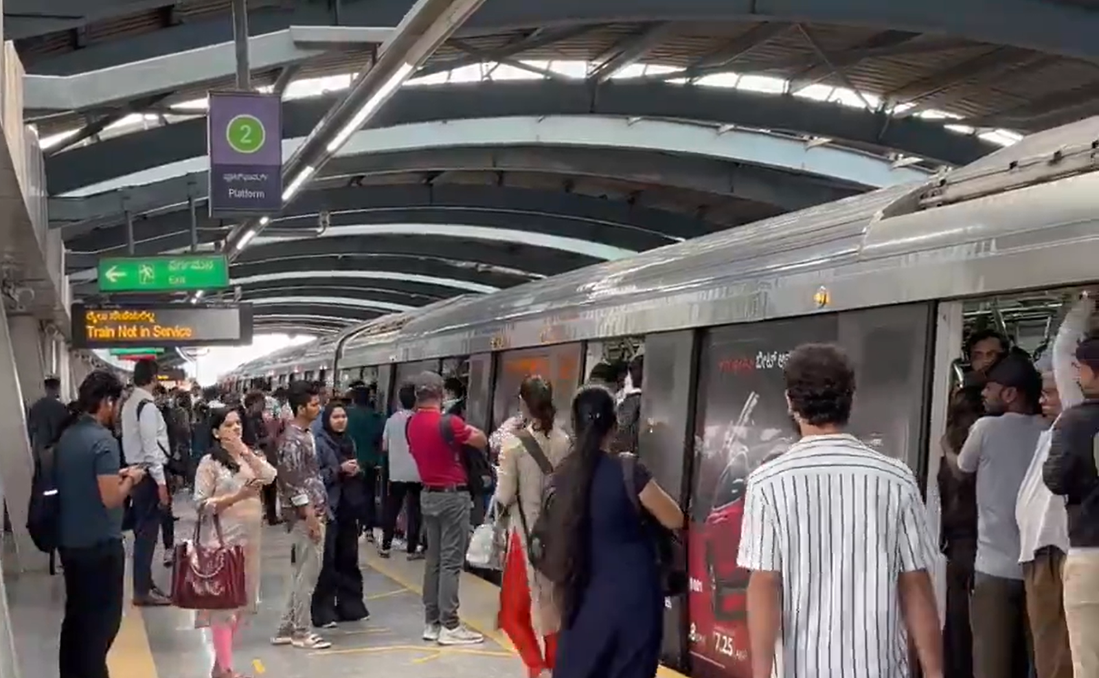 Green Line Metro Services Restored After 45-Minute Power Disruption