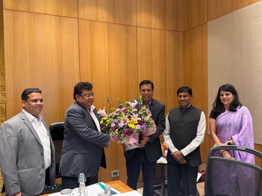 Industry Minister M B Patil Holds Kolkata Investment Roadshow; Invites Eight Leading Companies to Expand Operations in Karnataka 2 Industry Minister M B Patil Holds Kolkata Investment Roadshow; Invites Eight Leading Companies to Expand Operations in Karnataka