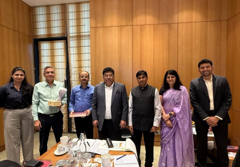Industry Minister M B Patil Holds Kolkata Investment Roadshow; Invites Eight Leading Companies to Expand Operations in Karnataka