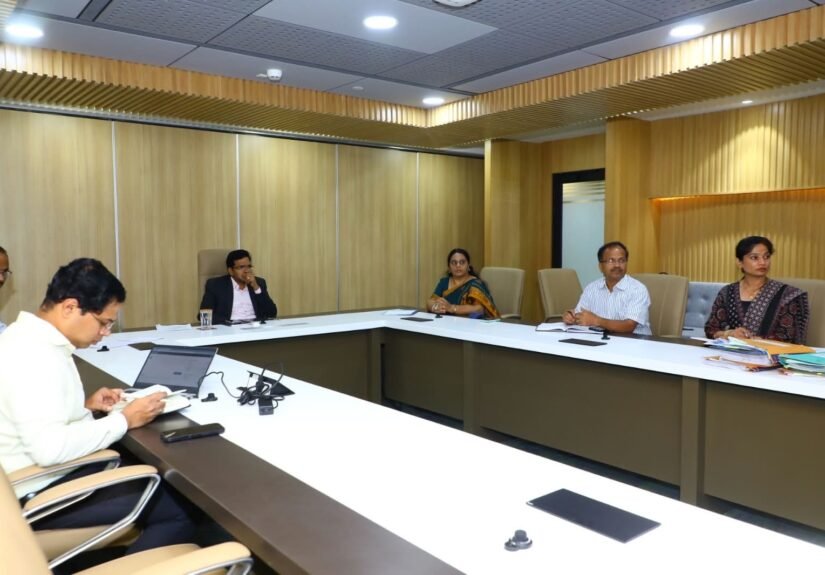 Karnataka Reviews Tourism, Skill Development Projects in Mining-Affected Districts Under CEPMIZ