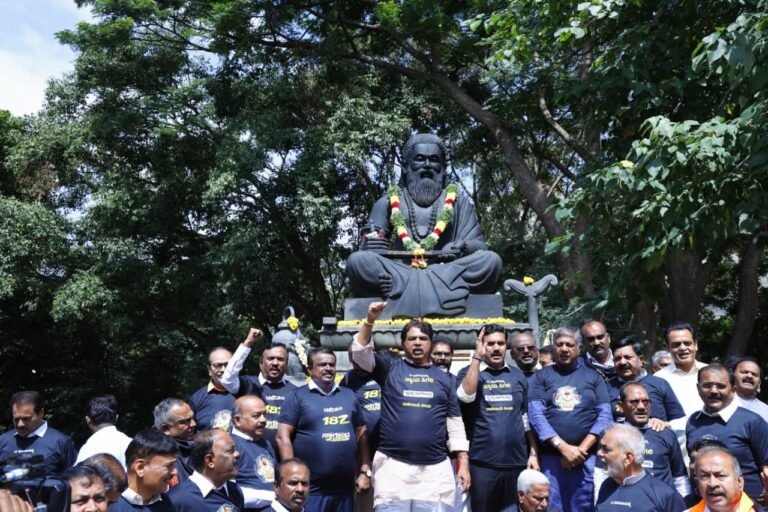 BJP-JD(S) Protest in Karnataka Legislature Seeking Minister B Nagendra's Resignation; Assembly Adjourned to Monday