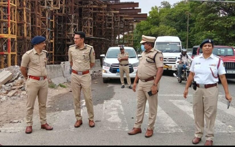 Joint CP Karthik Reddy Inspects Koramangala Water Tank Junction to Review Traffic Improvement Measures
