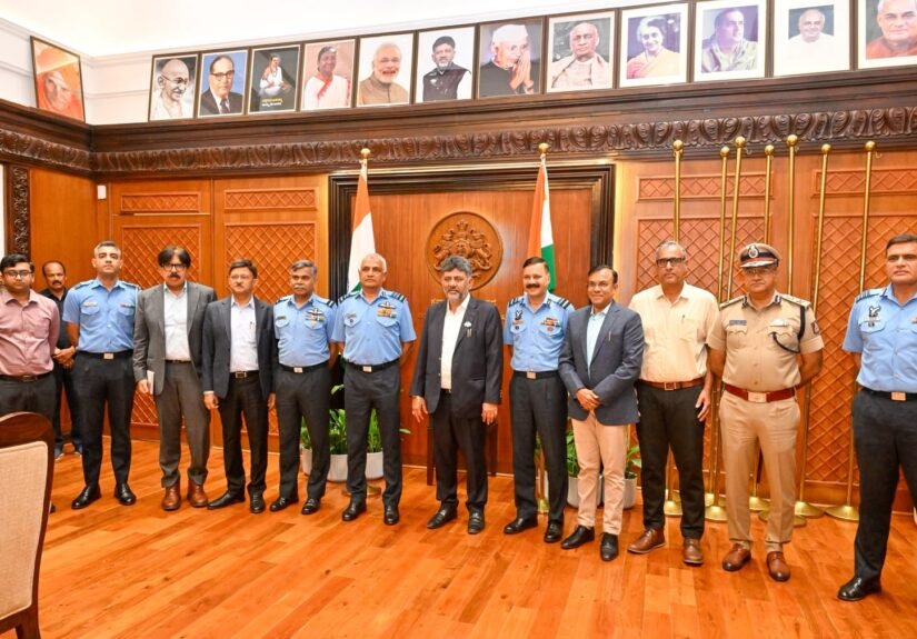 IAF Training Command Chief Air Marshal S. Srinivas Meets Karnataka CM D.K. Shivakumar