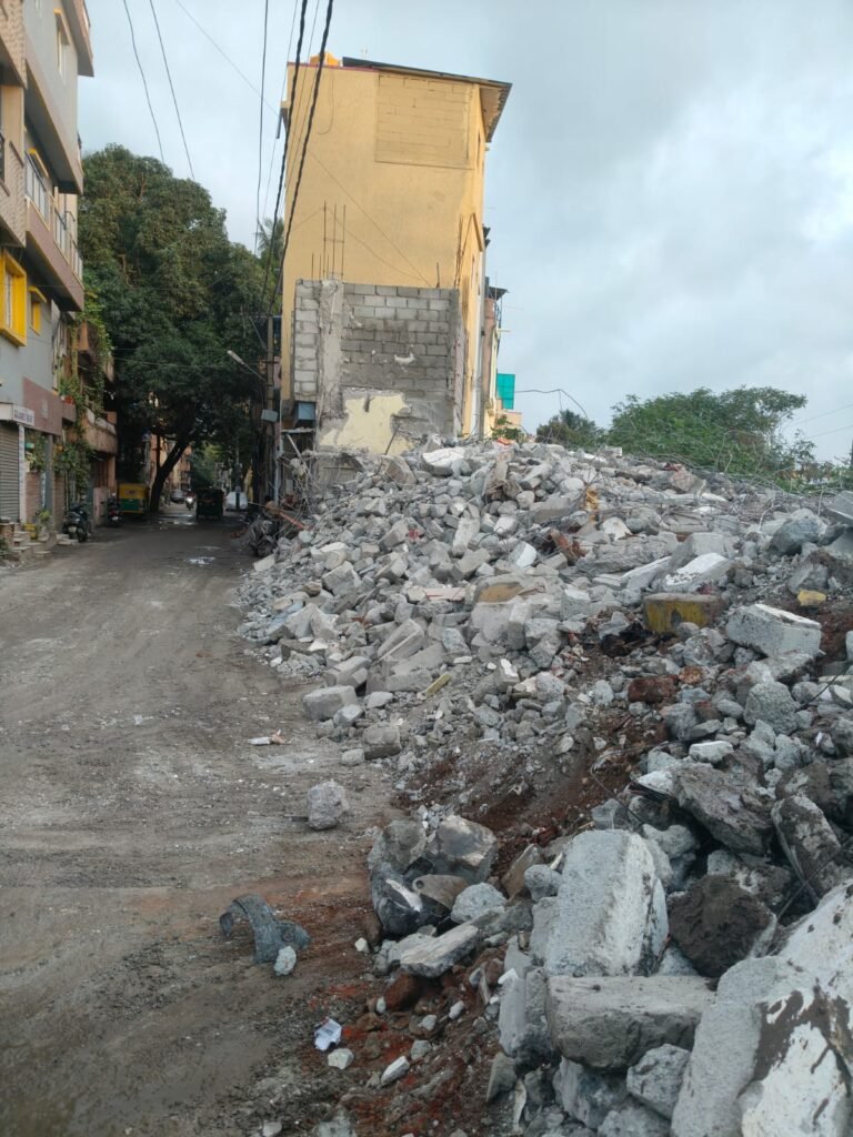 South Western Railway Removes 7 Multi-Storey Encroachments, Reclaims Land at Banasawadi Yard in Bengaluru