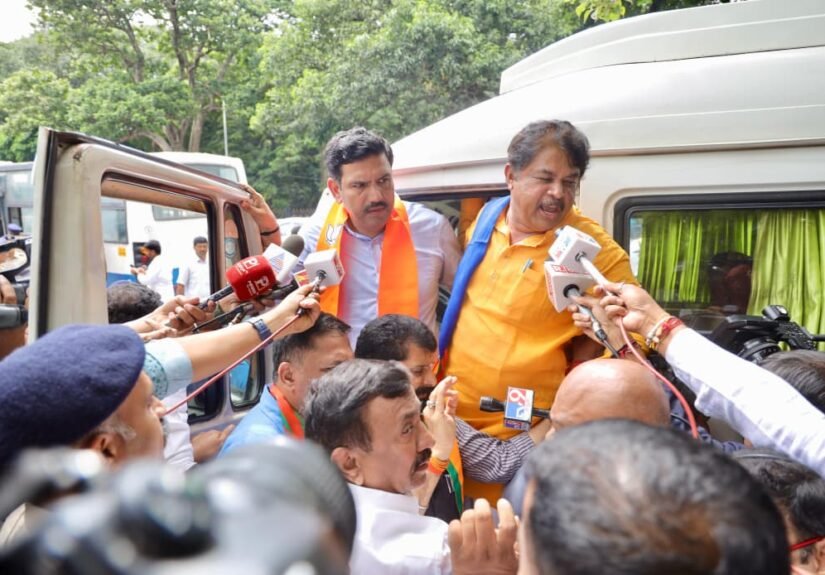 BJP Leaders Detained During Vidhana Soudha Siege Protest Seeking B Nagendra's Resignation