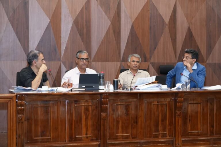 ‘Don’t Test Your Cleverness on Me’: Krishna Byre Gowda Warns Officials at Five-Corporation Review