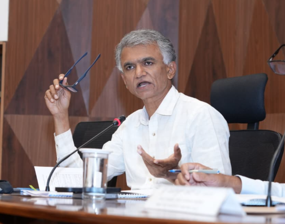 Bengaluru Footpath Encroachments: Krishna Byre Gowda Orders Police-Civic Task Forces, FIRs Against Repeat Offenders