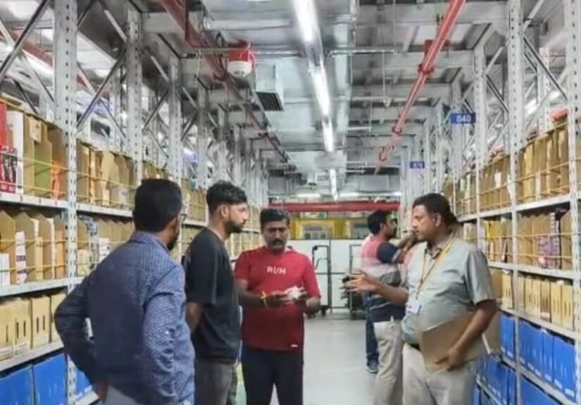 Karnataka FDA Raids Unlicensed Amazon Storage Facilities in Anekal, Devanahalli; Medicines Worth ₹4.02 Lakh Seized