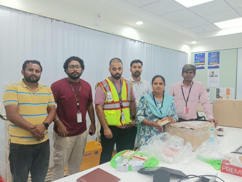 Karnataka FDA Raids Unlicensed Amazon Storage Facilities in Anekal, Devanahalli; Medicines Worth ₹4.02 Lakh Seized 3 Karnataka FDA Raids Unlicensed Amazon Storage Facilities in Anekal, Devanahalli; Medicines Worth ₹4.02 Lakh Seized