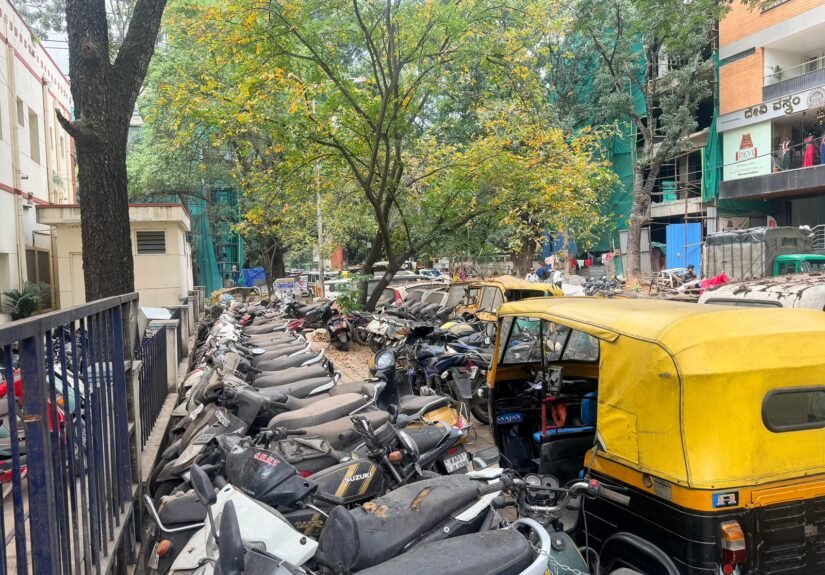 After Years in Legal Limbo, 134 Seized Vehicles Finally Leave Jayanagar Police Station, Freeing Roads and Footpaths