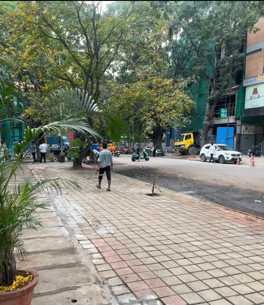 After Years in Legal Limbo, 134 Seized Vehicles Finally Leave Jayanagar Police Station, Freeing Roads and Footpaths