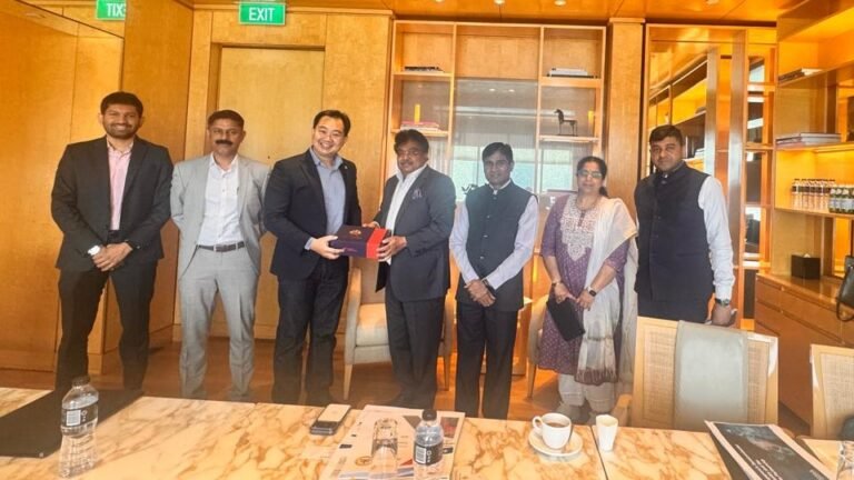 M B Patil with delegates during his Singapore visit
