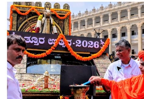 Kittur Rani Chennamma Vijaya Jyoti tour launch at Vidhana Soudha in Bengaluru