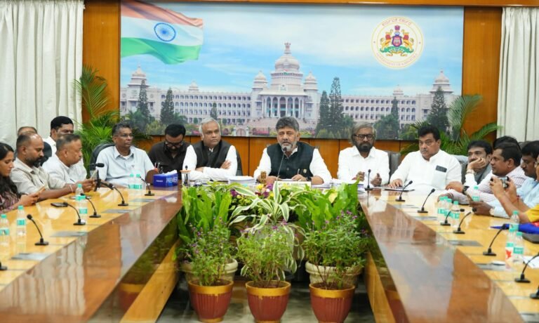 DK Shivakumar addressing a briefing with other leaders at Krishna in Bengaluru
