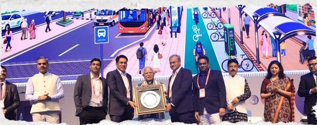 Bengaluru police officials receive the UMI Conference 2026 urban transport commendation in Bhubaneswar