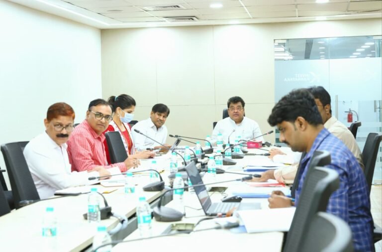M.B. Patil and officials at a meeting at Khanija Bhavan.