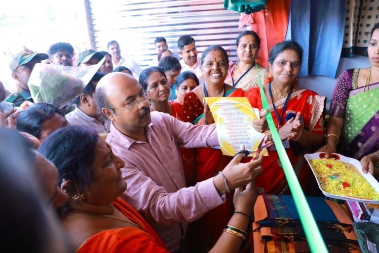 Urban Development Minister Dr. Yathindra Siddaramaiah opens stalls at Mahila Dasara in Mysuru.