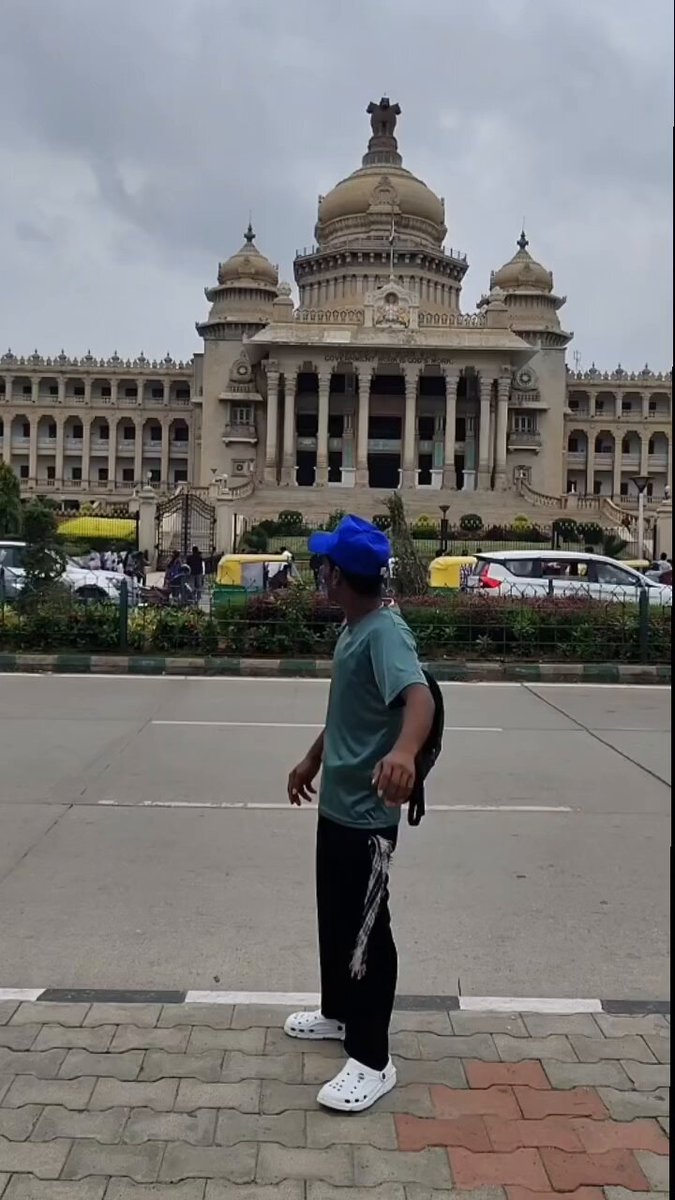 Opening frame of the manipulated Vidhana Soudha video; the alleged blast shown later in the clip is fake.