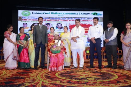 Participants at the Cubbon Park Walkers’ awards ceremony in Bengaluru.