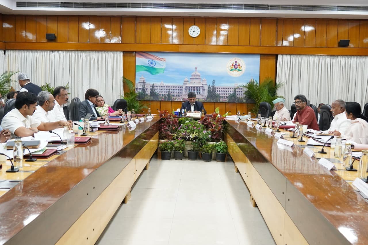 KIADB’s 30% Property-Tax Share for Gram Panchayats: DK Shivakumar Seeks Collection, Transfer Details