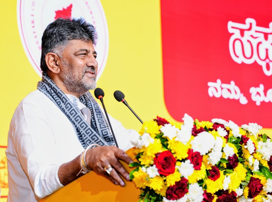 D K Shivakumar speaking at a Safal-branded podium