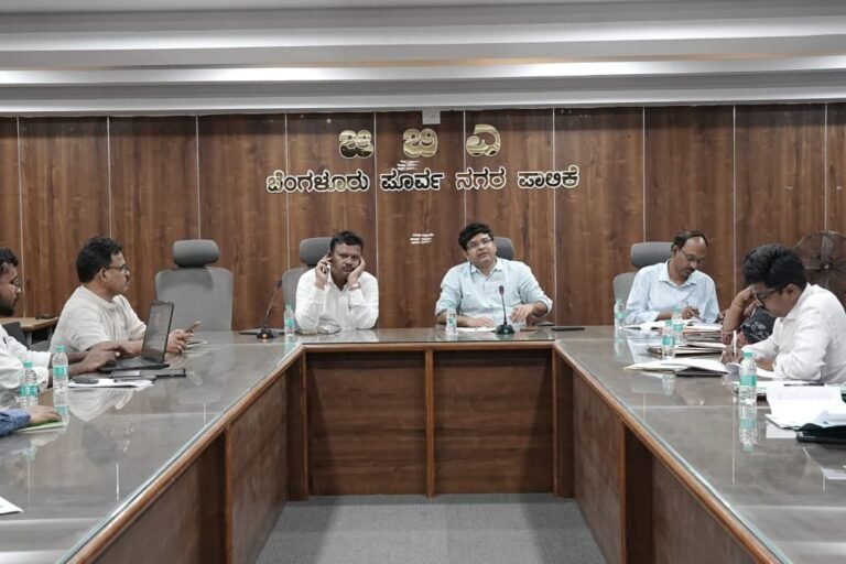 Officials at the Bengaluru East City Corporation Ward One preparatory meeting