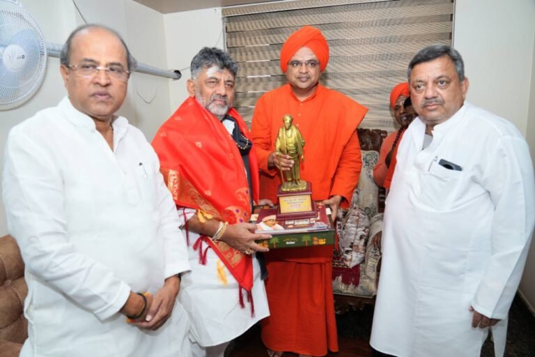 D. K. Shivakumar during a visit to Naganur Sri Rudrakshimath in Belagavi