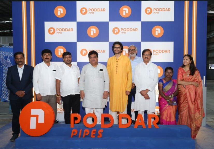 M B Patil and other attendees at the Poddar Pipes facility inauguration in Vemagal