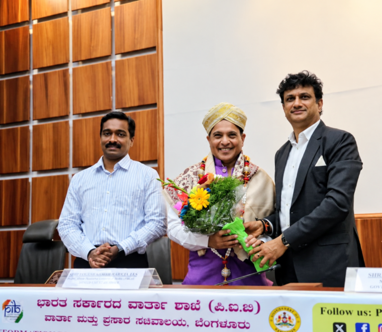 Felicitation during the PRGI and Press Sewa Portal workshop in Bengaluru