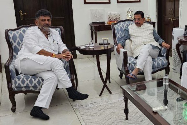 D K Shivakumar and Pralhad Joshi during their September 2023 meeting in Delhi