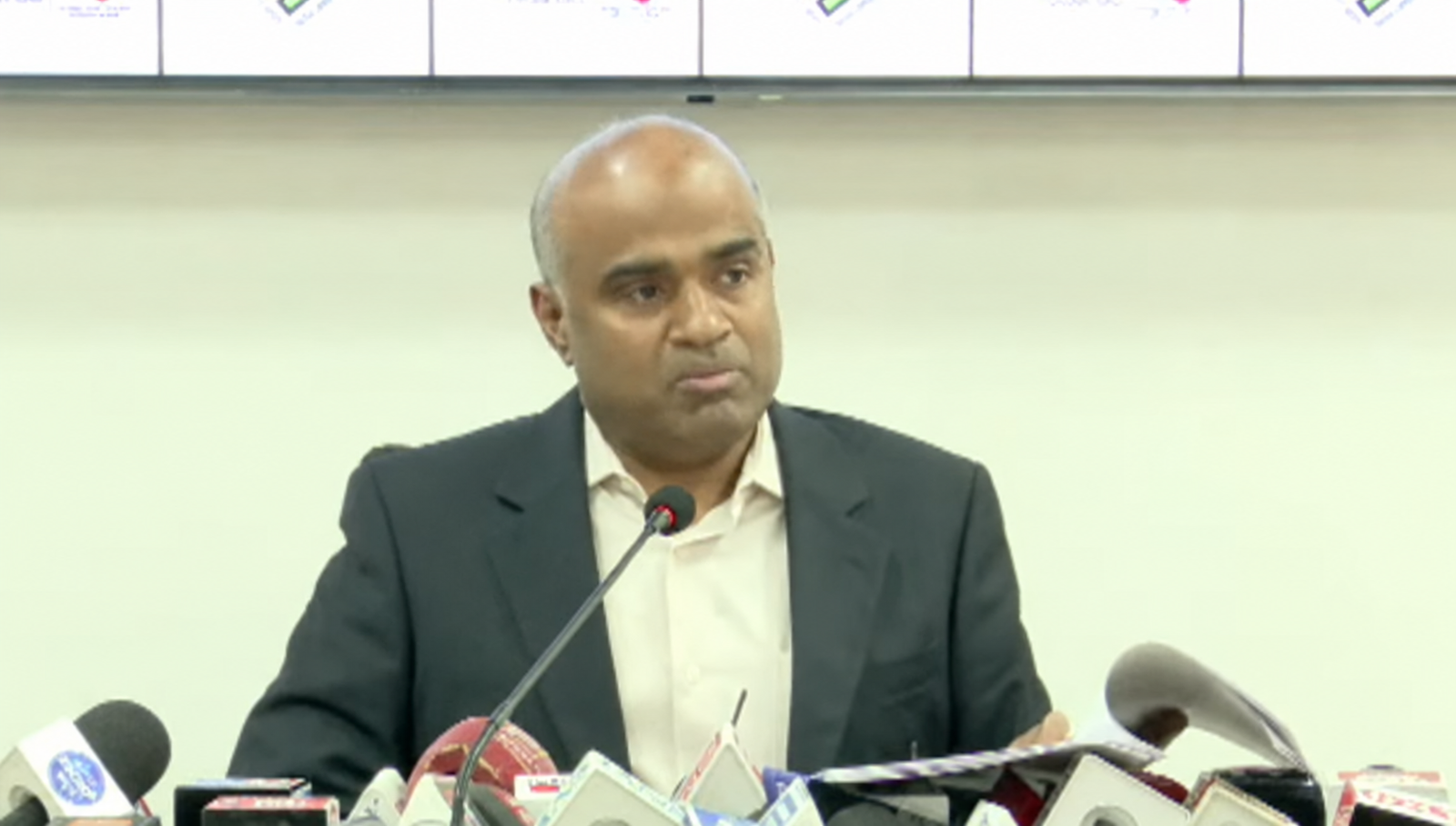 Karnataka Chief Electoral Officer V. Anbu Kumar addresses the media in Bengaluru on October 27, 2026